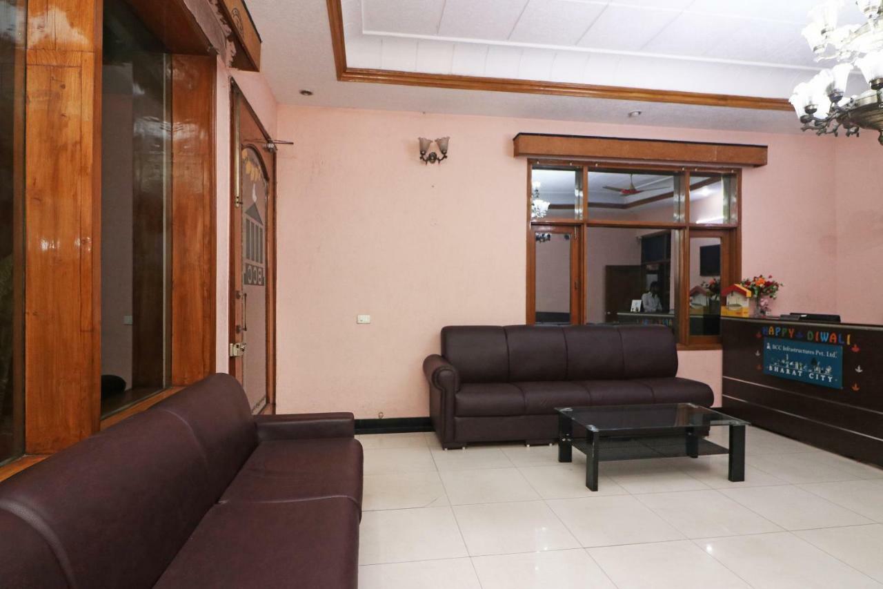 Oyo 24672 Bharat Guest House Delhi  Exterior foto